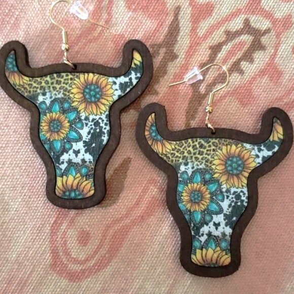 Sunflower Bull Wood Earrings Western Earrings Cowgirl Earrings Bull Head Cow - Picture 1 of 5